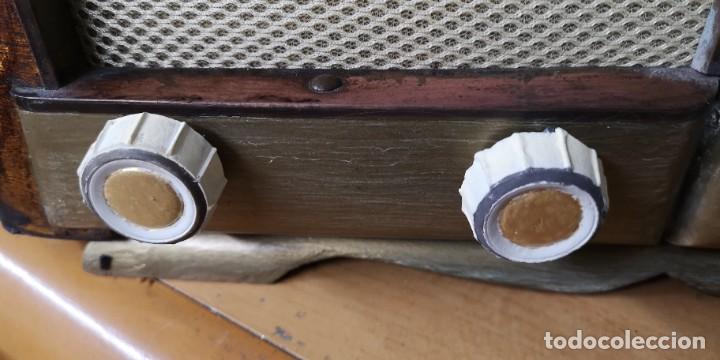 Radios de v&aacute;lvulas: Radio caja de madera REF. RM 2255 - Foto 9