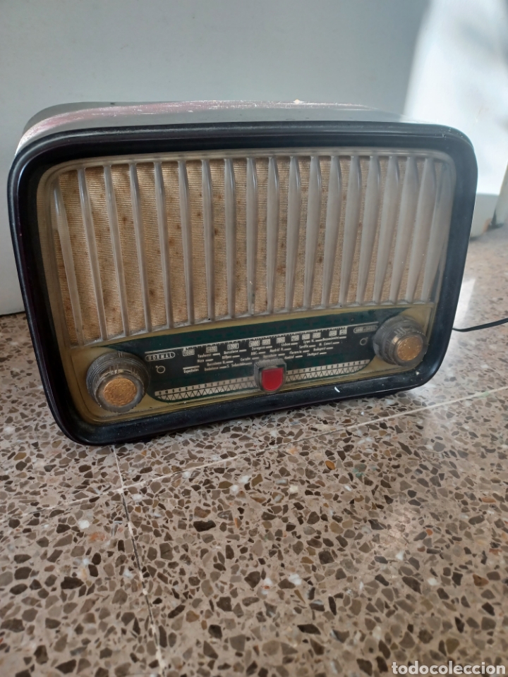 Radios de v&aacute;lvulas: Radio antigua - Foto 1
