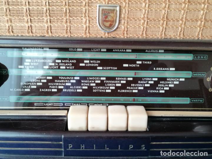 Radios de válvulas: RADIO FHILIPS DE BAKELITA MODELO BE-462A. 5 LAMPARAS. LEER DE DESCRIPCIÓN!!! - Foto 4 - 328045998