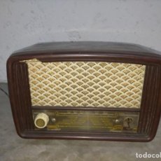 Radios de válvulas: ANTIGUA RADIO DE LAMPARA MODELO CASTILLA. Lote 341191883
