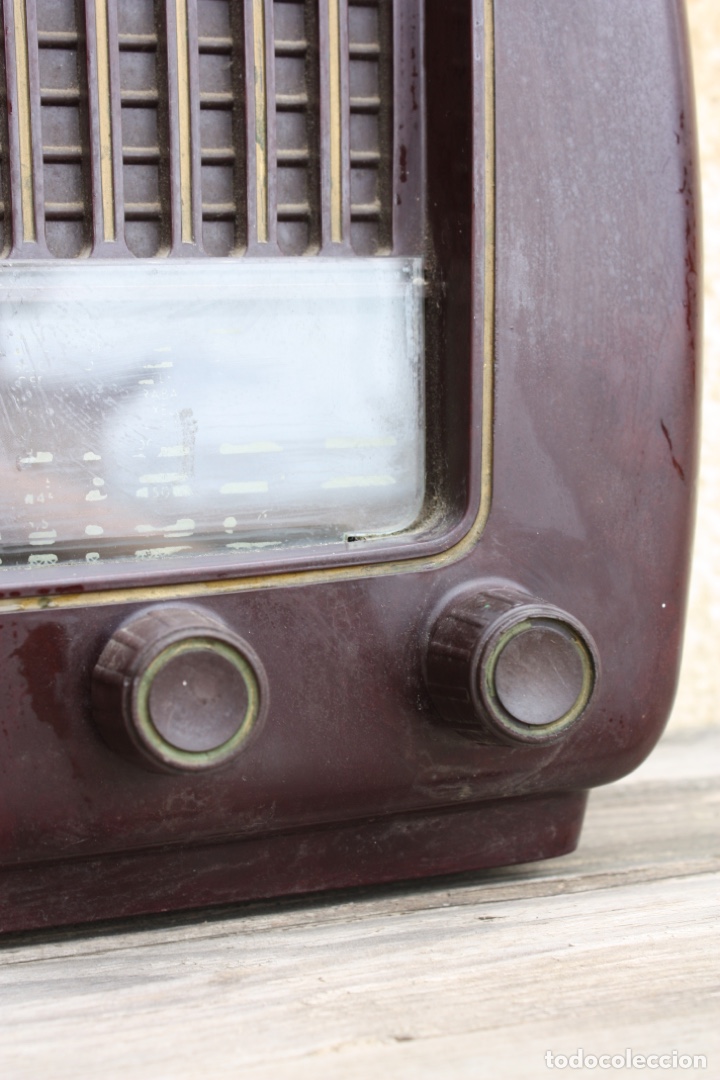 Radios de v&aacute;lvulas: Radio de baquelita Philips. - Foto 5