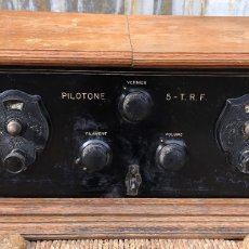 Radios de válvulas: RADIO PILOTONE 5 TRF - PILOT ELECTRIC MFG. CO. - CIRCA 1920 - UNICA - MUY RARA Y ANTIGUA -
