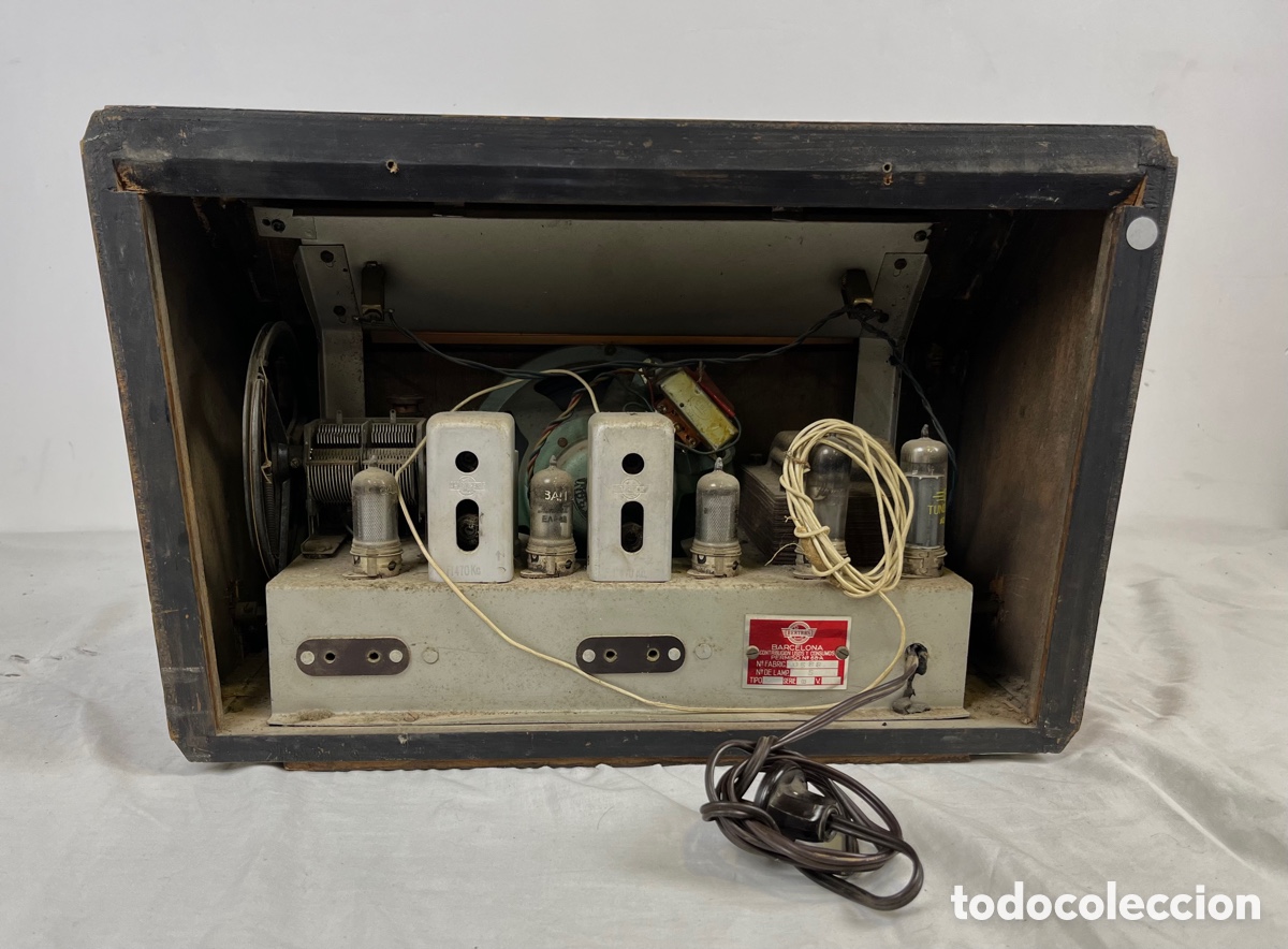 Radios de v&aacute;lvulas: RADIO BERTRAN, MODELO 17 E. 29 X 43 X 20 CM - Foto 6