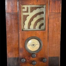 Radios de válvulas: RADIO ART DECO 1930’S UTHA RADIO.. Lote 372381874