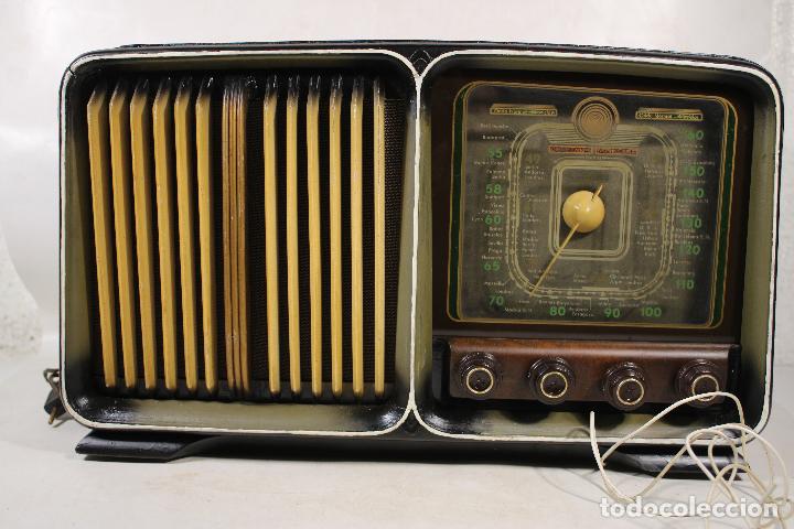 Radios de v&aacute;lvulas: antigua radio de valvulas - Foto 1