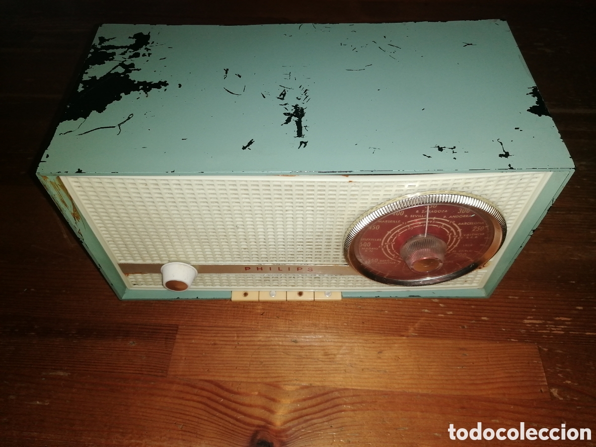 Radios de v&aacute;lvulas: Antigua radio PHILIPS - Foto 4