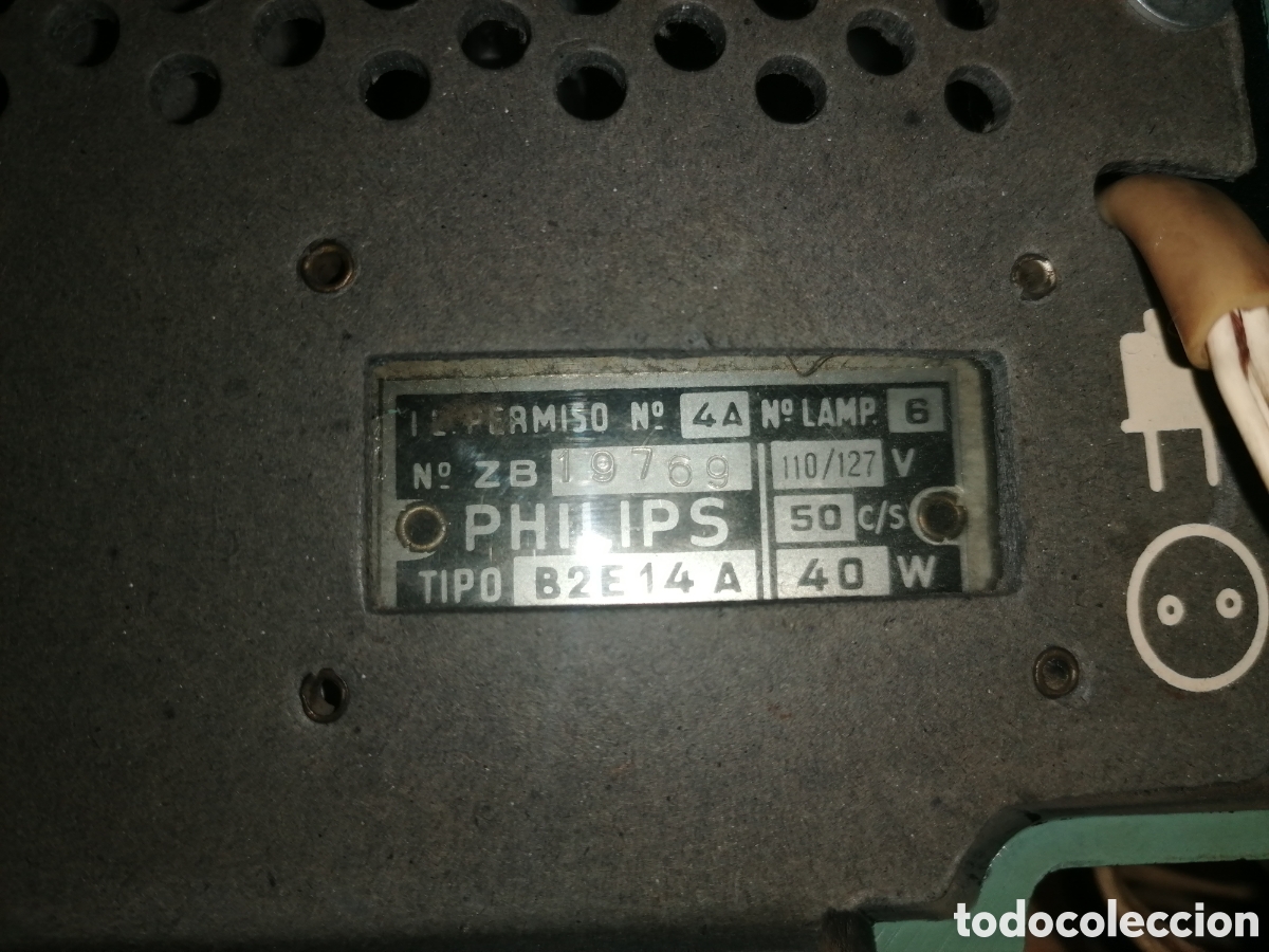 Radios de v&aacute;lvulas: Antigua radio PHILIPS - Foto 8
