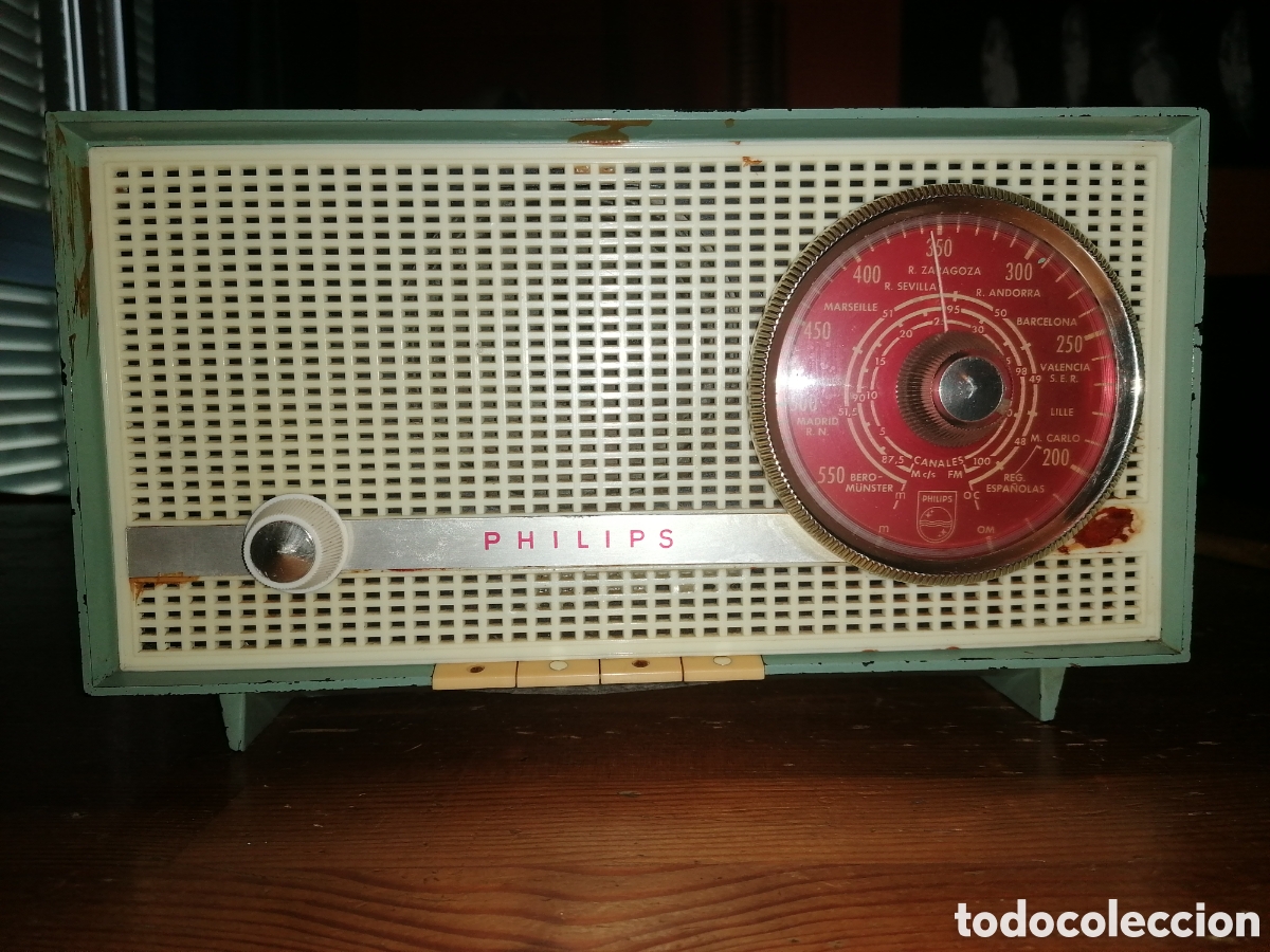 Radios de v&aacute;lvulas: Antigua radio PHILIPS - Foto 1