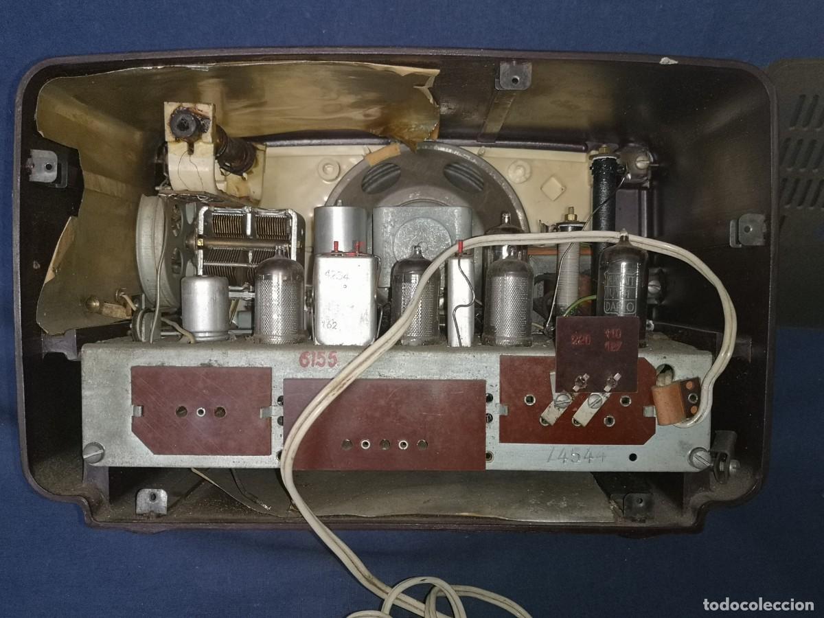 Radios de v&aacute;lvulas: Radio Philips en baquelita - Foto 18