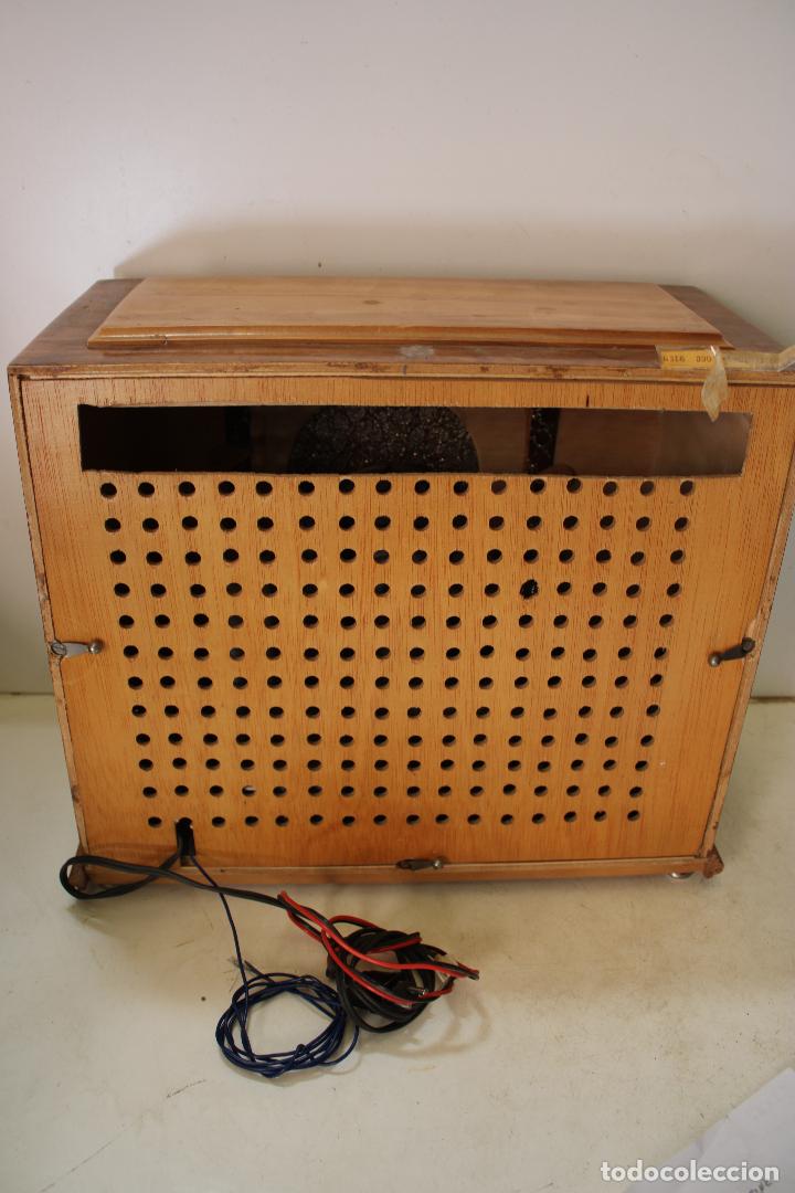 Radios de v&aacute;lvulas: antigua radio de valvulas - Foto 3