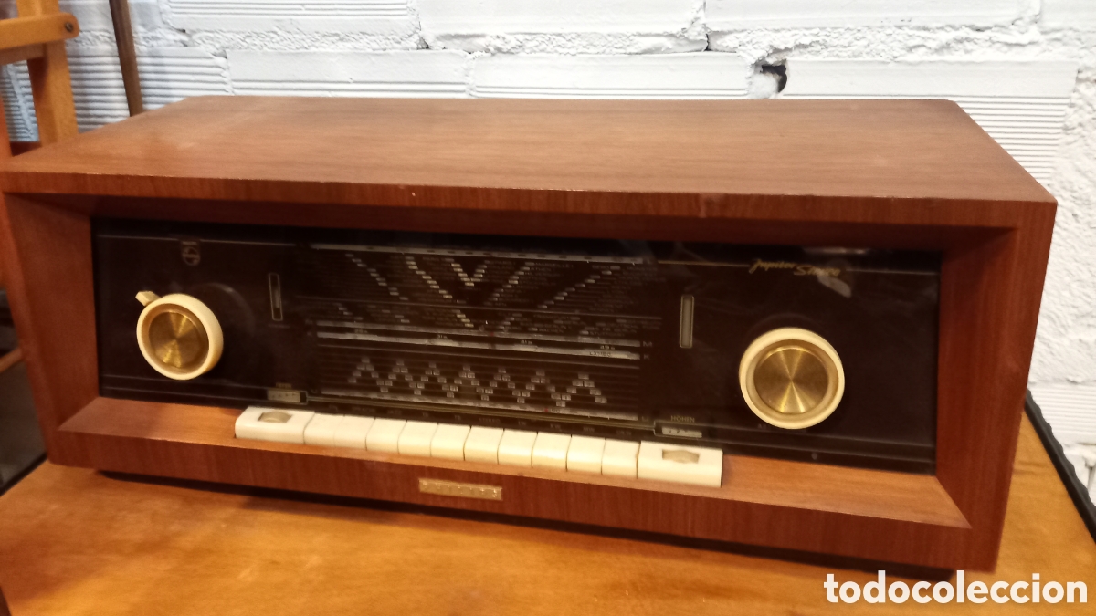 Radios de v&aacute;lvulas: Antigua radio Philps - Foto 2