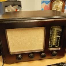 Radios de válvulas: ANTIGUA RADIO IBERIA MODELO HÉRCULES