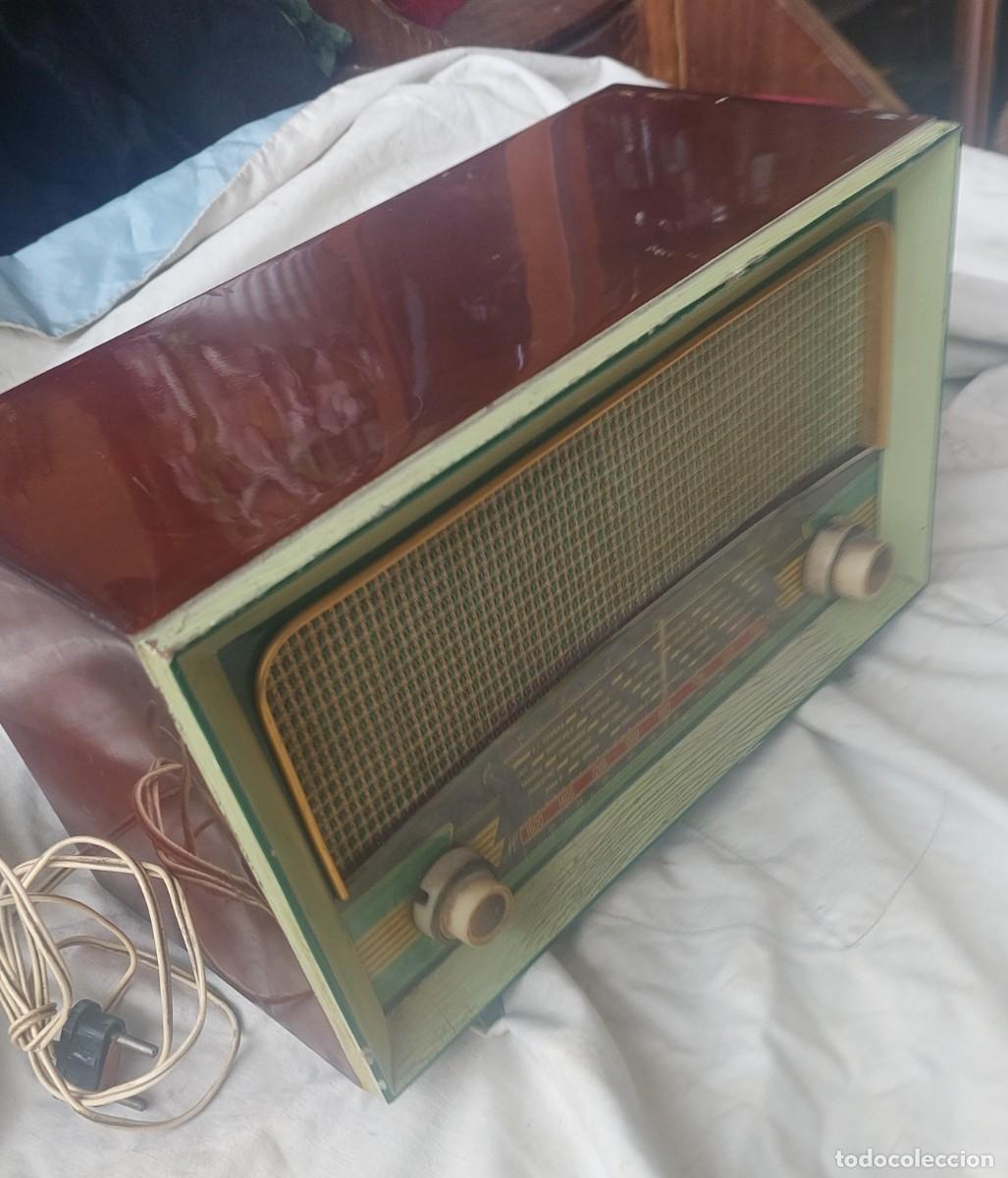 Radios de v&aacute;lvulas: Radio de v&aacute;lvulas a&ntilde;os 60 - Foto 2