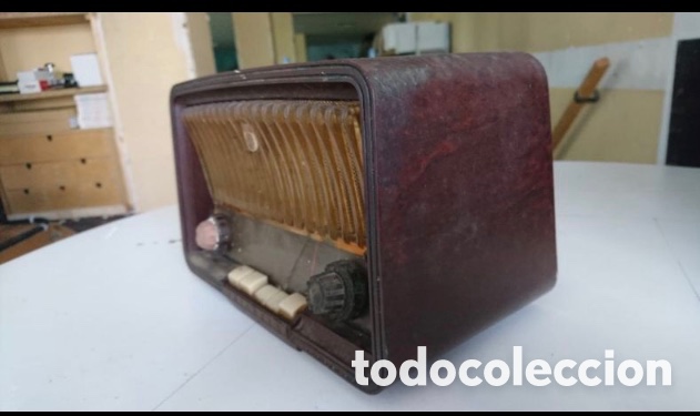 Radios de v&aacute;lvulas: Radio antigua Philips - Foto 3