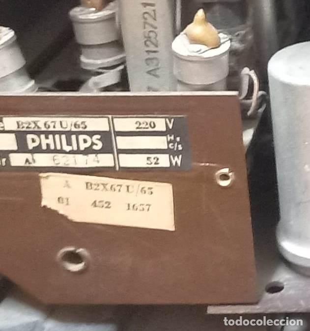 Radios de v&aacute;lvulas: ANTIGUA RADIO DE VALVULAS PHILIPS - Foto 8