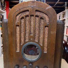 Radios de válvulas: RADIO DE CAPILLA RCA MODEL 128-E - NUEVA YORK 1934 - FUNCIONANDO CORRECTAMENTE