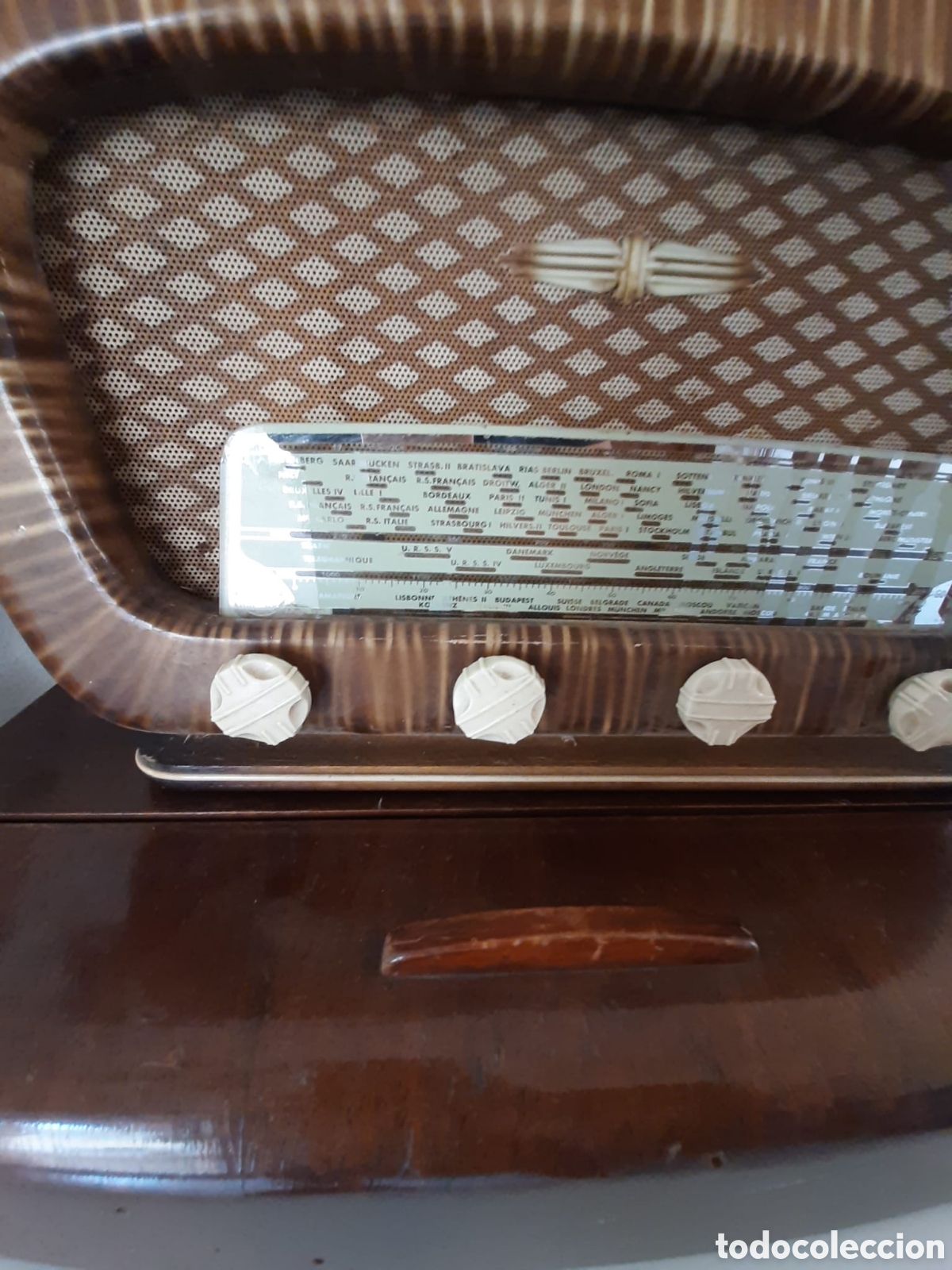 Radios de v&aacute;lvulas: Antigua radio de v&aacute;lvulas - Foto 2
