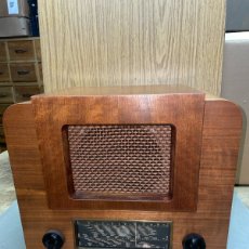 Radios de válvulas: RADIO RCA VICTOR AMERICANS