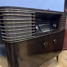 Radios de válvulas: 1950 - RADIOGRAMOFONO TELEFUNKEN DOMINATE