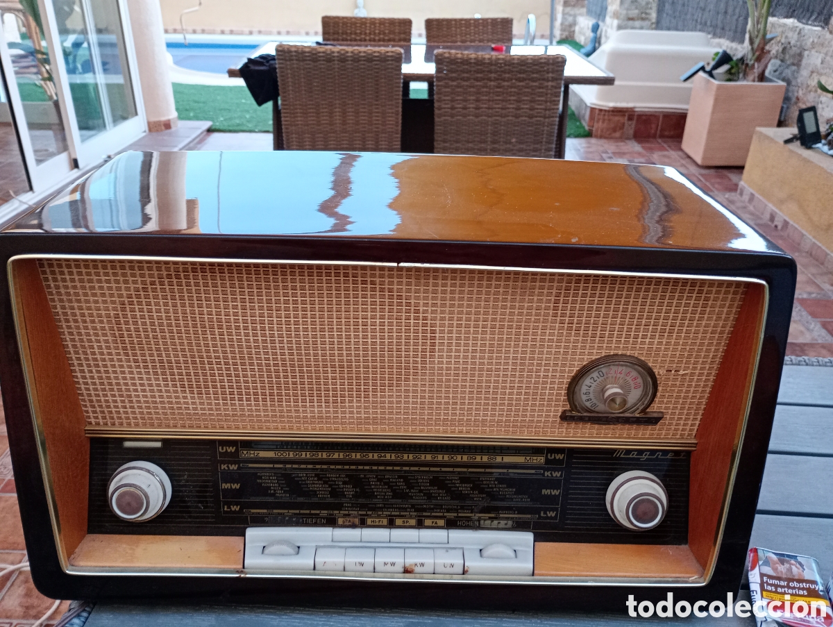 Radios de v&aacute;lvulas: Loewe Opta Magnet 6745 - Foto 2