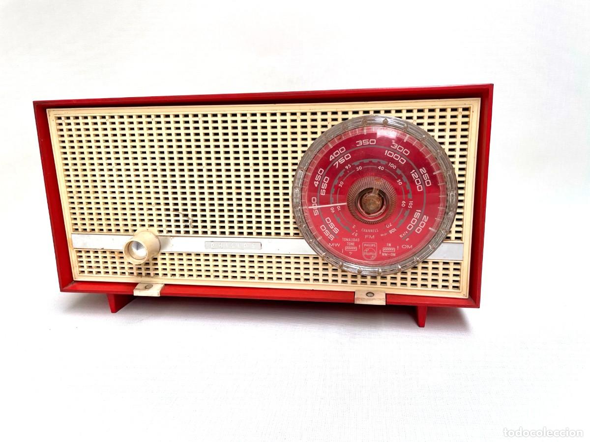 Radios de v&aacute;lvulas: Radio Philiphs modelo B1X08A de v&aacute;lvulas. Funciona (220v) - Foto 3