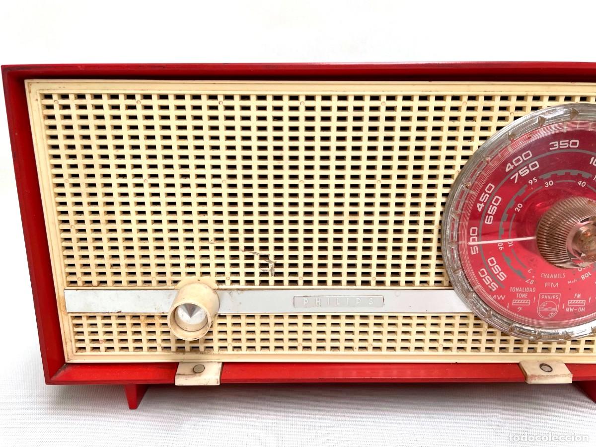 Radios de v&aacute;lvulas: Radio Philiphs modelo B1X08A de v&aacute;lvulas. Funciona (220v) - Foto 4