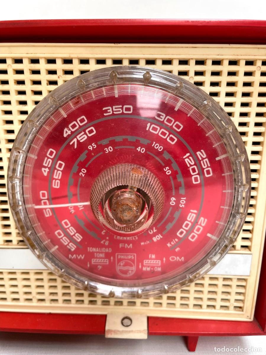 Radios de v&aacute;lvulas: Radio Philiphs modelo B1X08A de v&aacute;lvulas. Funciona (220v) - Foto 8