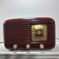 Radio a valvole: RADIO A VÁLVULAS MARCA VIRER MODELO CAPRICHO FUNCIONANDO