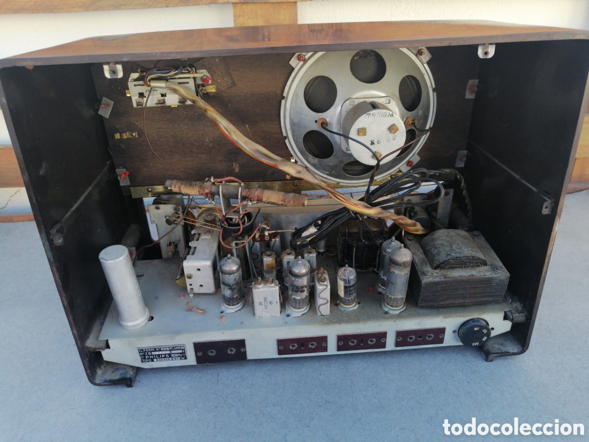 Radios de v&aacute;lvulas: Radio Philips de baquelita - Foto 2