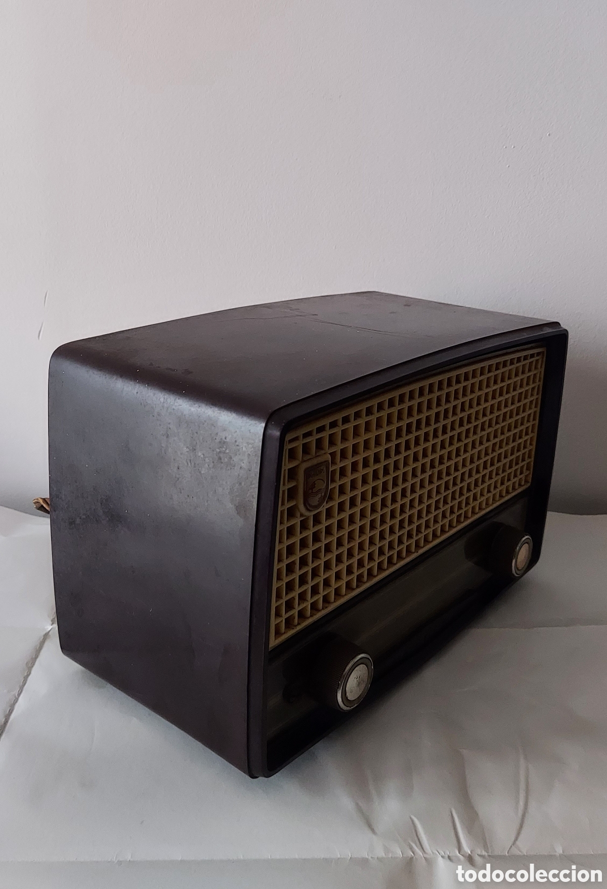 Radios de v&aacute;lvulas: Radio Philips de baquelita - Foto 3