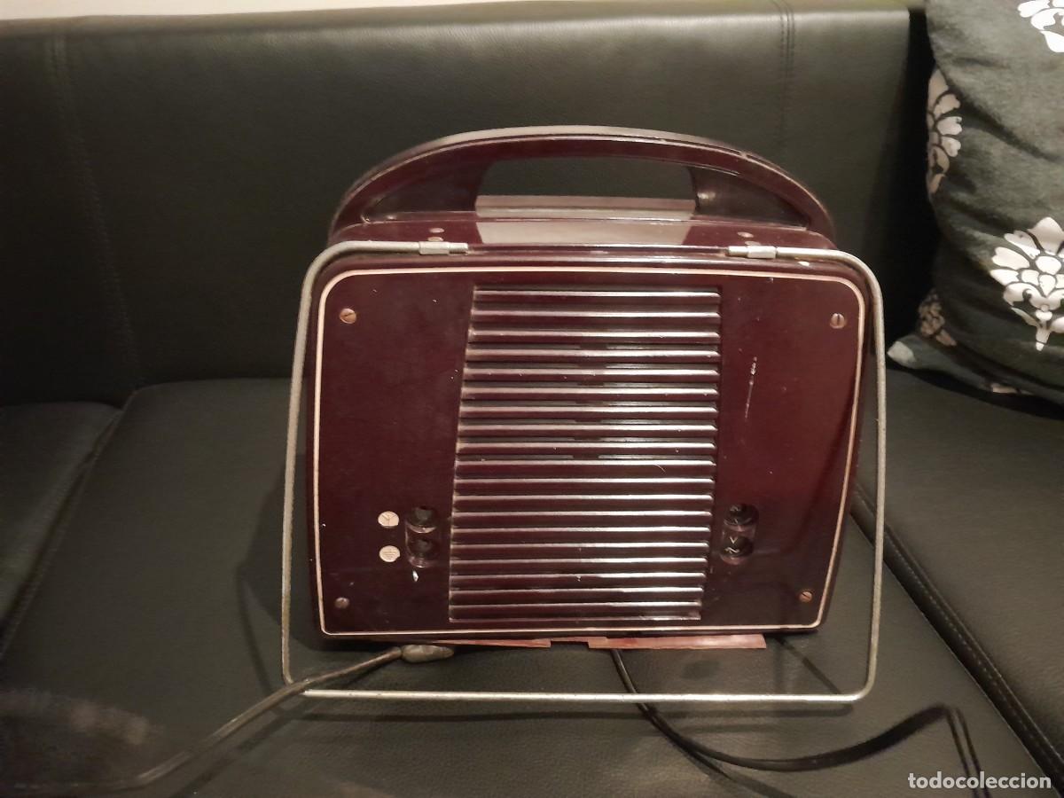 Radios de v&aacute;lvulas: Radio antigua Philips - Foto 2