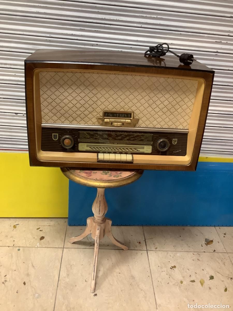 Radios de v&aacute;lvulas: Radio antigua - Foto 1