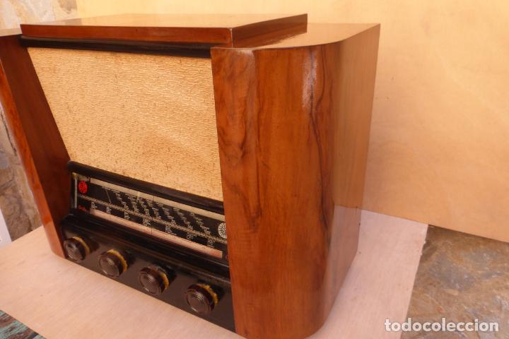 Radios de v&aacute;lvulas: Antig&uuml;a radio de valvulas - Foto 3