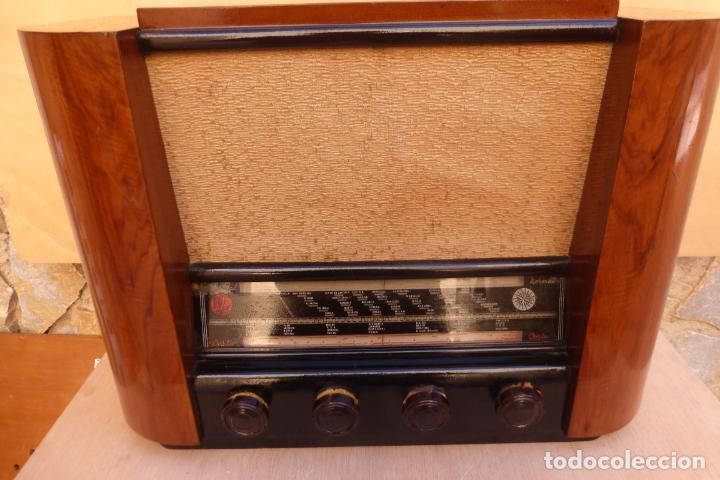 Radios de v&aacute;lvulas: Antig&uuml;a radio de valvulas - Foto 1