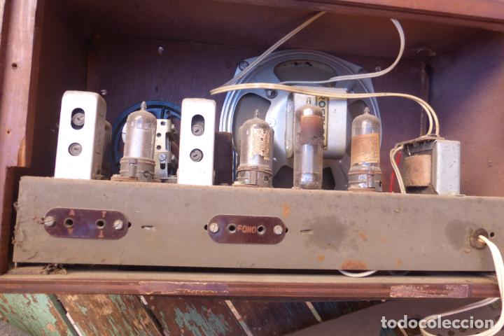 Radios de v&aacute;lvulas: Antigua radio de valvulas mod. 8 - Foto 5