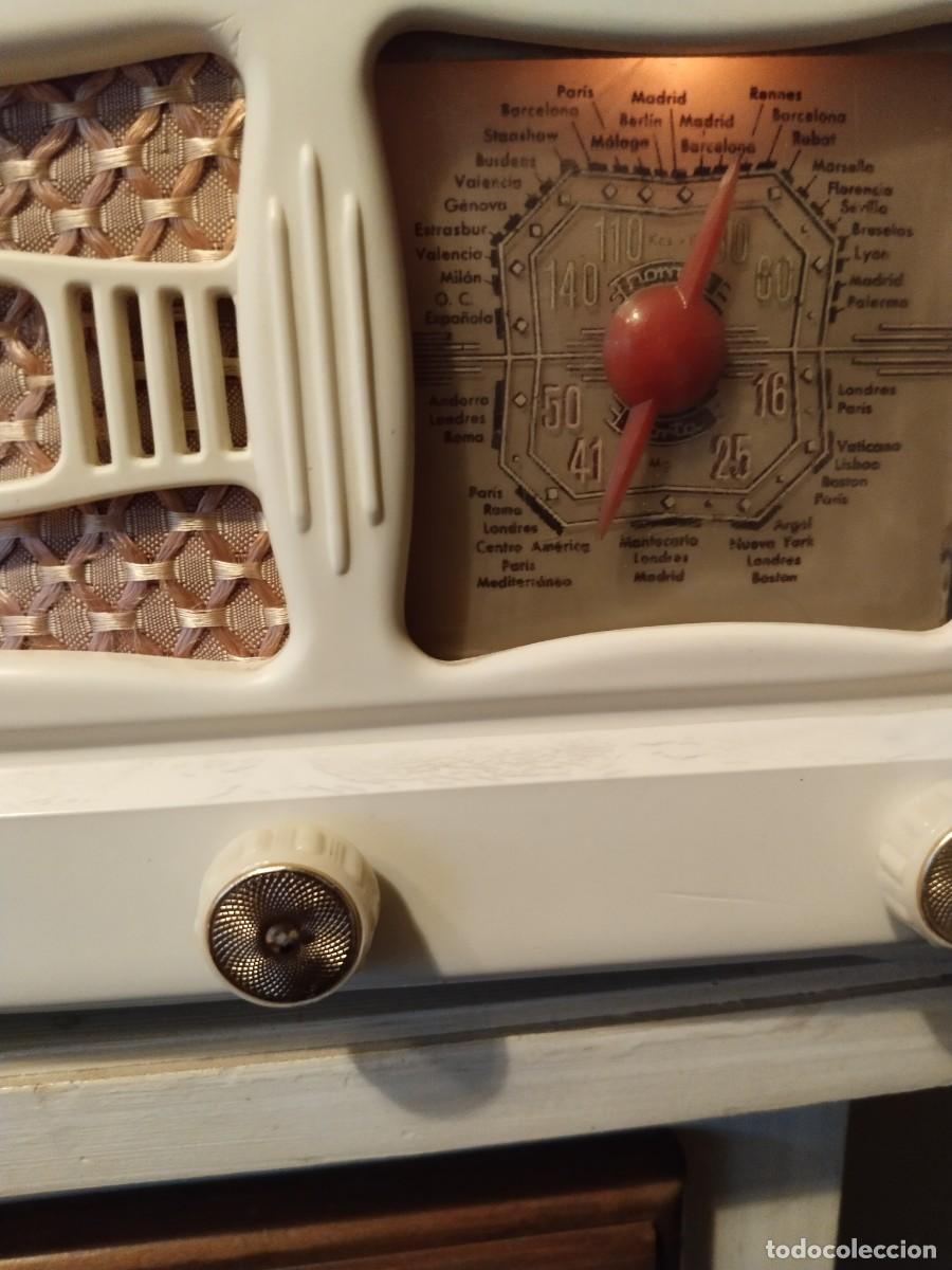Radios de v&aacute;lvulas: Peque&ntilde;a radio a v&aacute;lvulas funciona - Foto 11