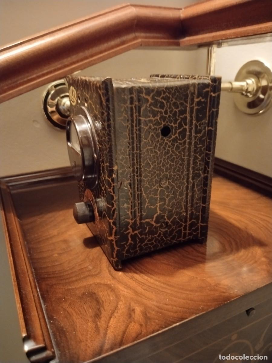 Radios de v&aacute;lvulas: Antiguo elevador de red con voltimetro - Foto 3