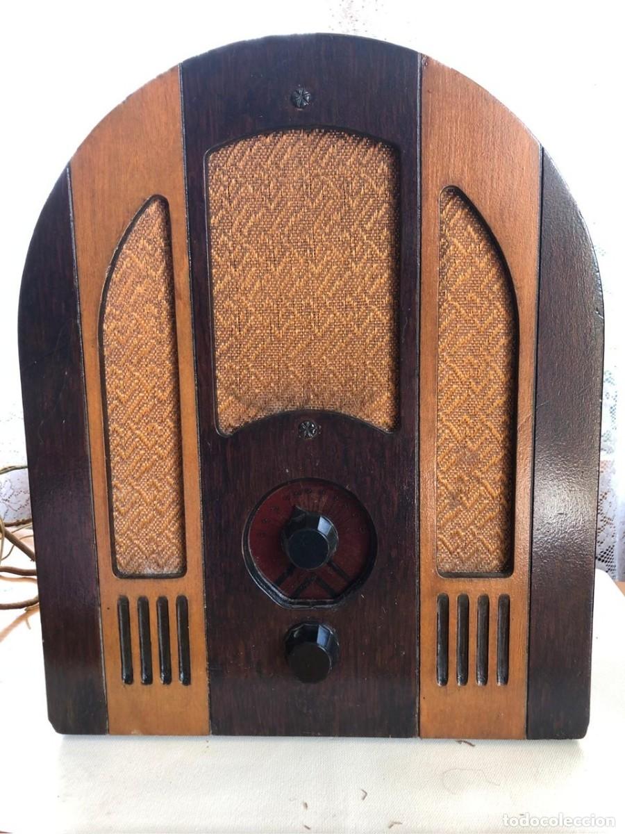 Radios de v&aacute;lvulas: RADIO CATEDRAL RCA VICTOR MODELO T4-8A / FUNCIONANDO - Foto 1