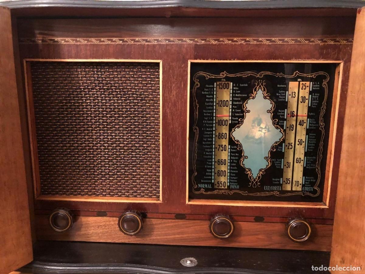 Radios de v&aacute;lvulas: RADIO ANTIGUA AGRIS TP-U CON PUERTAS / FUNCIONANDO - Foto 1