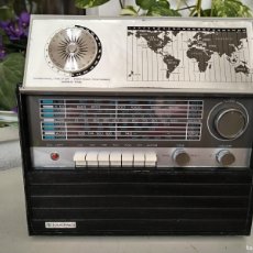 Radios de válvulas: RADIO MULTIBANDAS MARC NO.24F-1
