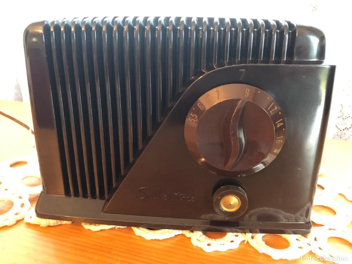 Radios de v&aacute;lvulas: RADIO ANTIGUA SILVERTONE MODELO 9000 / FUNCIONANDO - Foto 1
