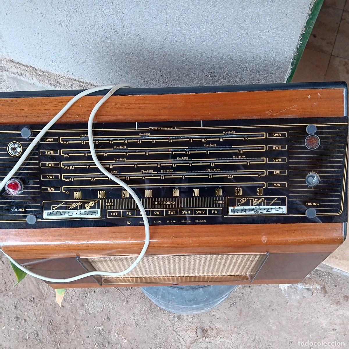 Radios de v&aacute;lvulas: RADIO ANTIGUA PYP DE MADERA - Foto 1