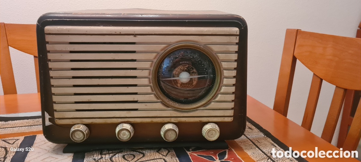 Radios de v&aacute;lvulas: 2 radios antiguas modelos Baronet y Nacional - Foto 2