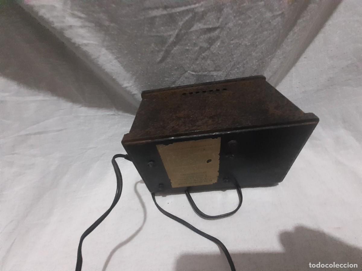 Radios de v&aacute;lvulas: Radio antigua volt&iacute;metro - Foto 4