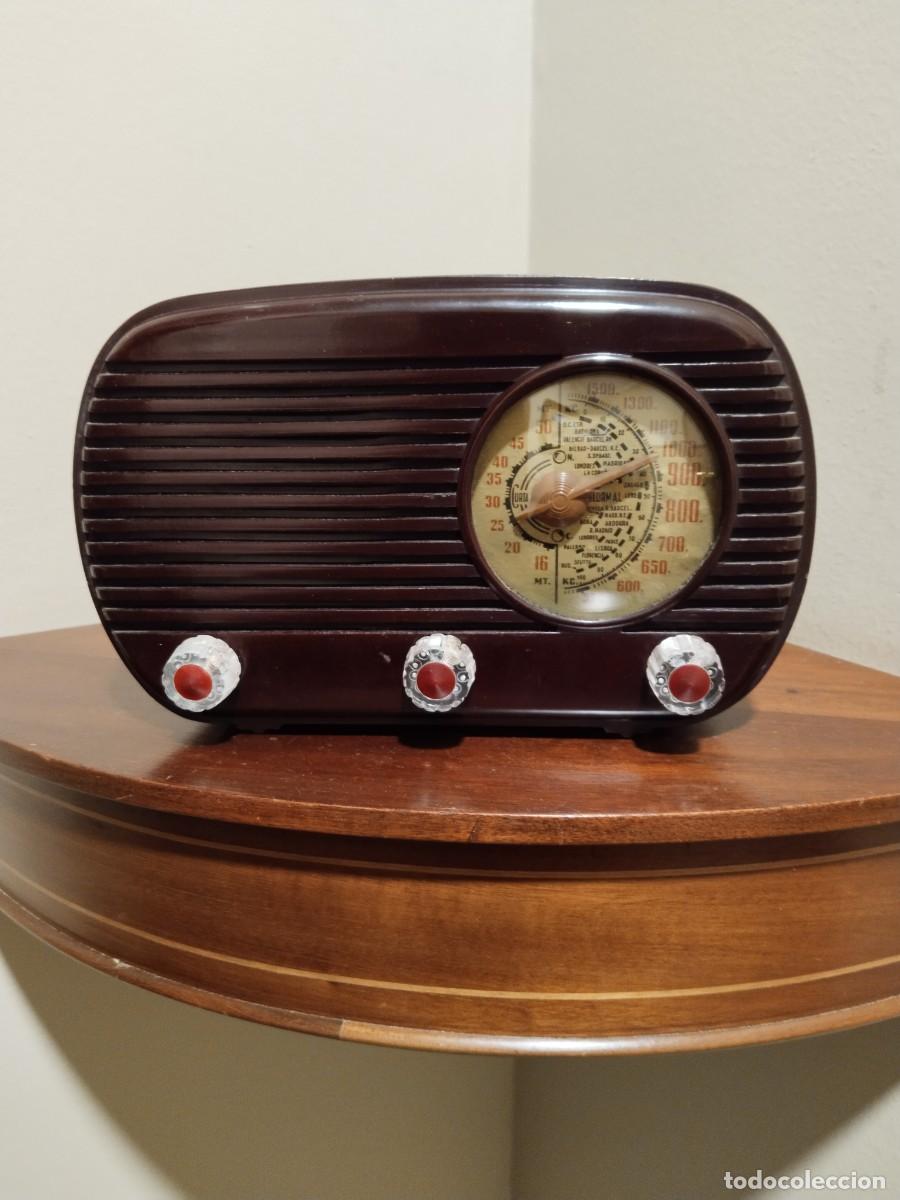 Radios de v&aacute;lvulas: Radio peque&ntilde;a Universal L 40 - Foto 1