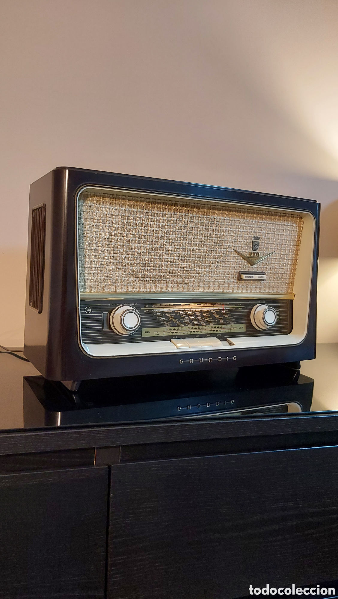 Radios de v&aacute;lvulas: Radio Grundig a&ntilde;o 1957 - Foto 6