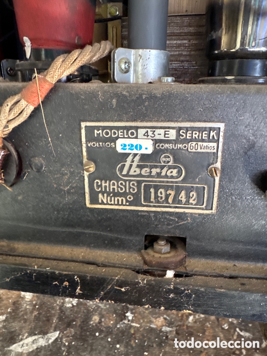 Radios de v&aacute;lvulas: Radio Iberia con caja de madera - Foto 8