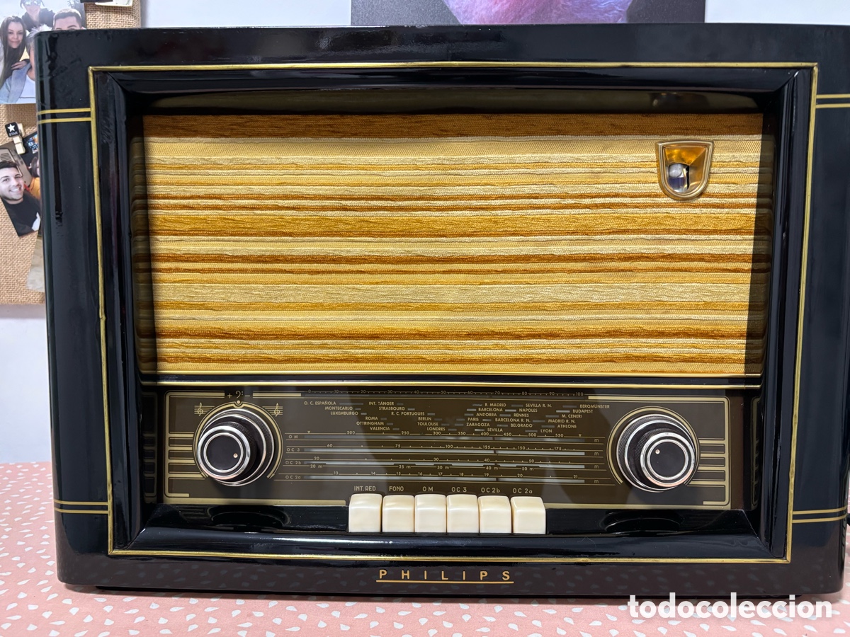 Radios de v&aacute;lvulas: Radio de v&aacute;lvulas antigua - Foto 4
