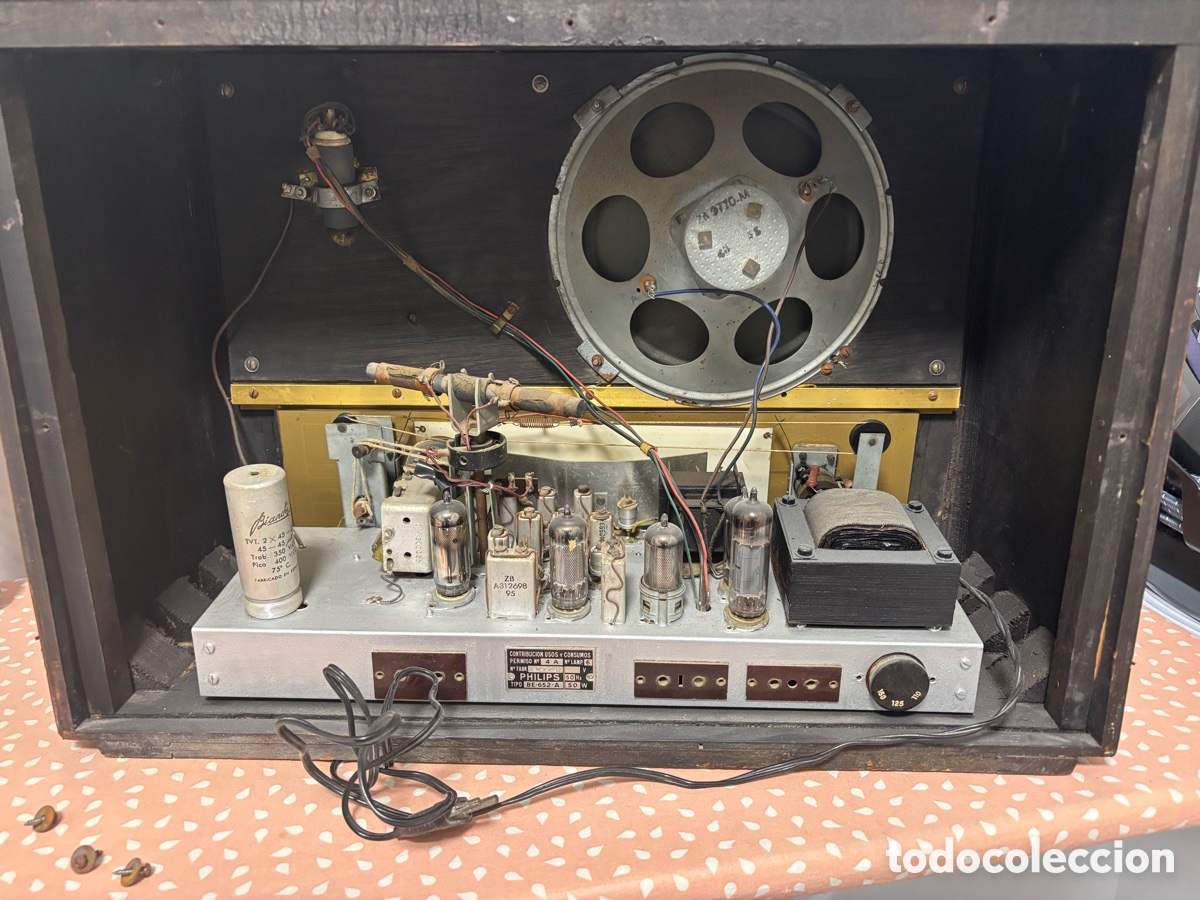 Radios de v&aacute;lvulas: Radio de v&aacute;lvulas antigua - Foto 10