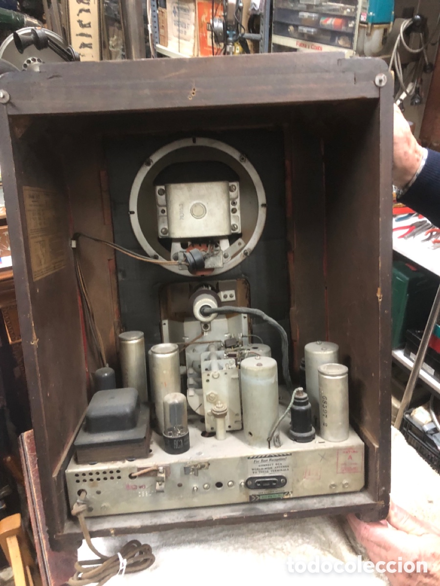 Radios de v&aacute;lvulas: Radio RCA model T8-18 . - Foto 13